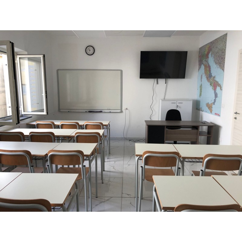 ARREDI SEMINUOVI IN PRONTA CONSEGNA SCOLASTICI E UFFICIO